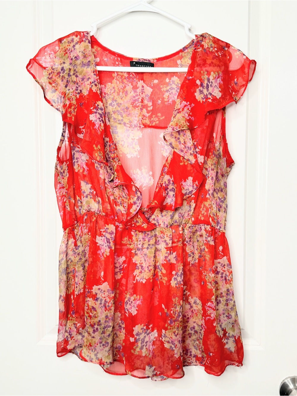 Twenty One Floral Blouse Large Red Chiffon Ruffle Open Back Peplum Boho